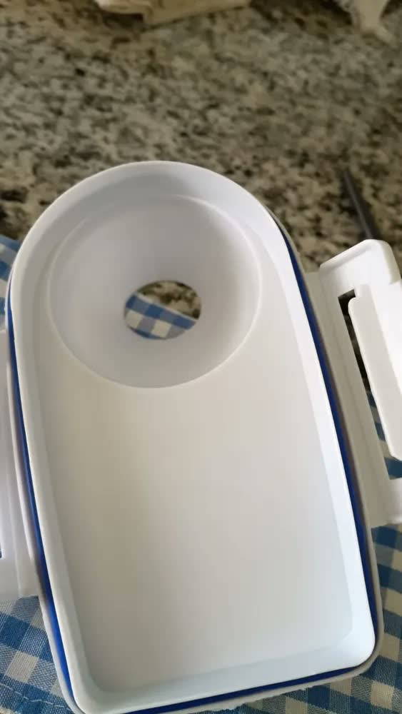 foto de Dispenser De Ração Milho Feijão Arroz Sementes 2 Litros Cor Pote Hermetico Com Copo Medidor Multiuso Yozi Cor Transparente