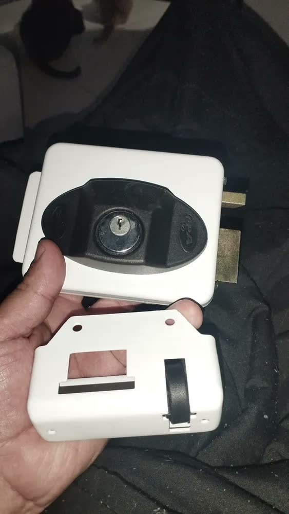 foto de Fechadura Elétrica PPA Traver Uno 90 Reversível 12V Preto Porta Portão