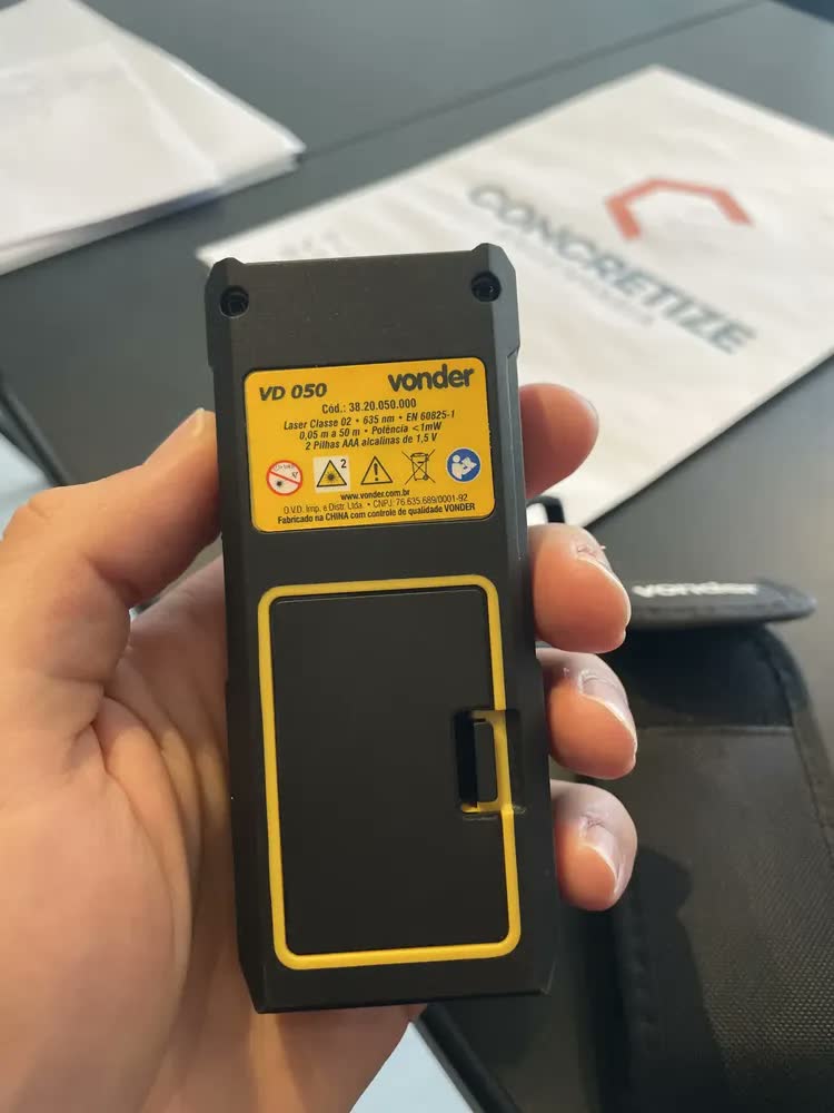 foto de Medidor Laser 50m Com Memória Área Volume Vonder VD050