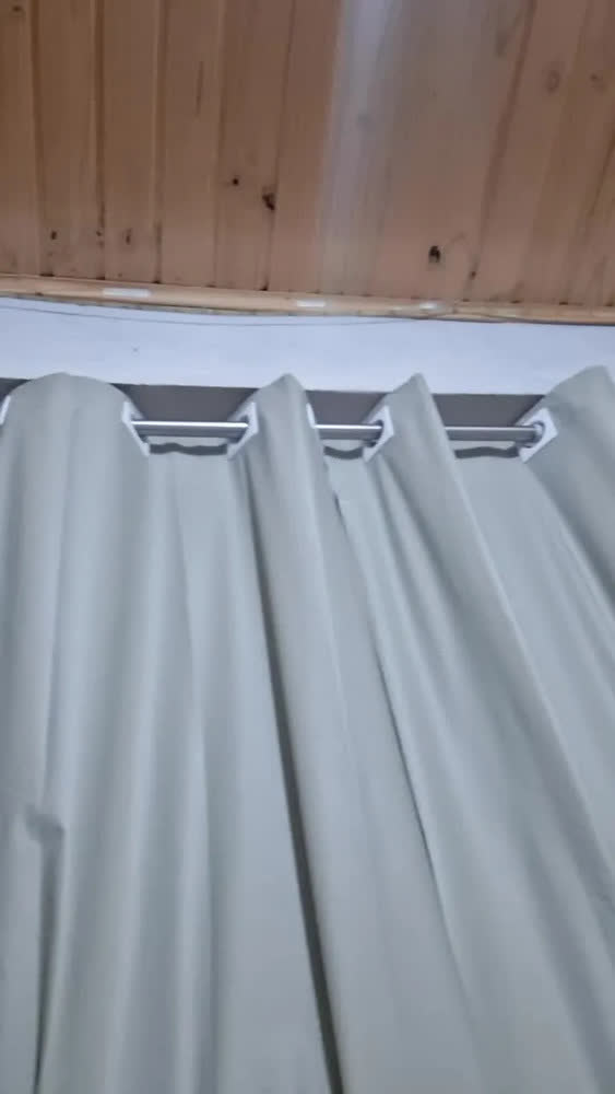 foto de Cortina Corta A Luz Pvc Blackout 2 00 X 1 40 Pra Varão