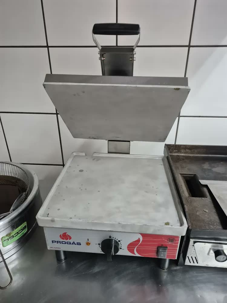foto de Grill Elétrico Progás PRA-45E Chapa Alumínio Potência 2.5kW