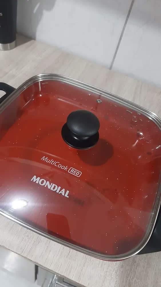 foto de Panela Elétrica PE-49-RC MultiCook 1200W de Potência Red Ceramic Mondial