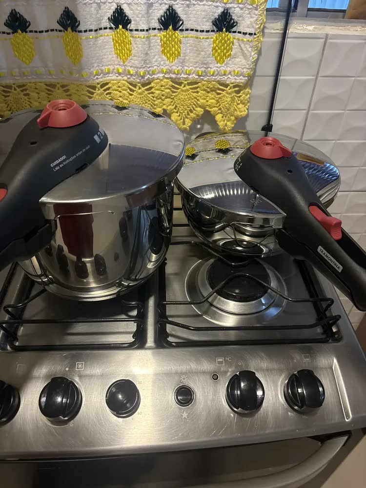 foto de Panela De Pressão Solar 3l Aço Inox Fundo Triplo Tramontina