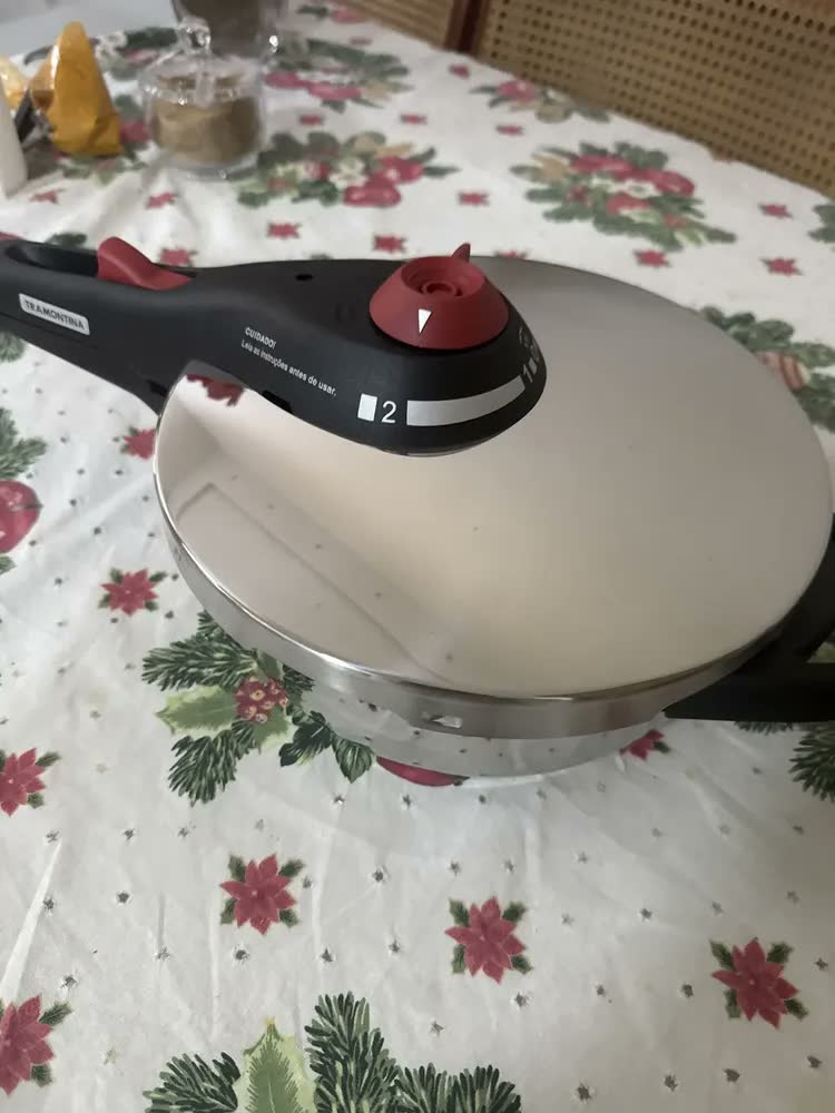 foto de Panela De Pressão Solar 3l Aço Inox Fundo Triplo Tramontina