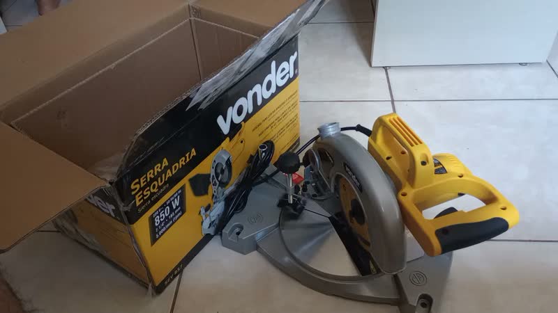 foto de Serra Esquadria 7.1/4' 850w Sev 857 Vonder