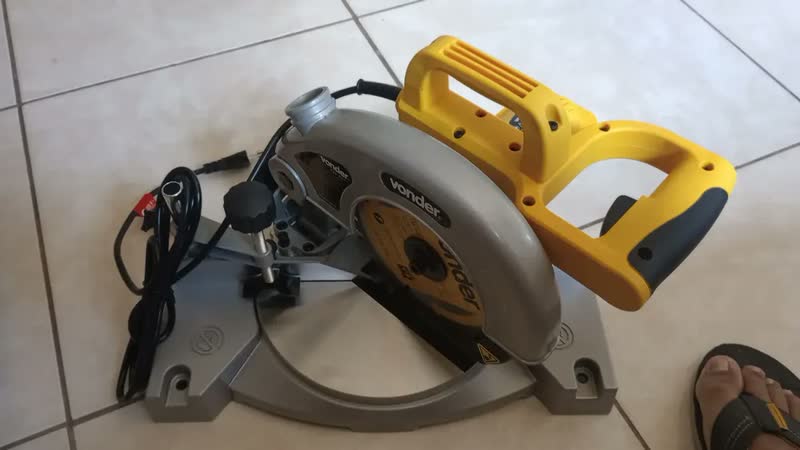 foto de Serra Esquadria 7.1/4' 850w Sev 857 Vonder