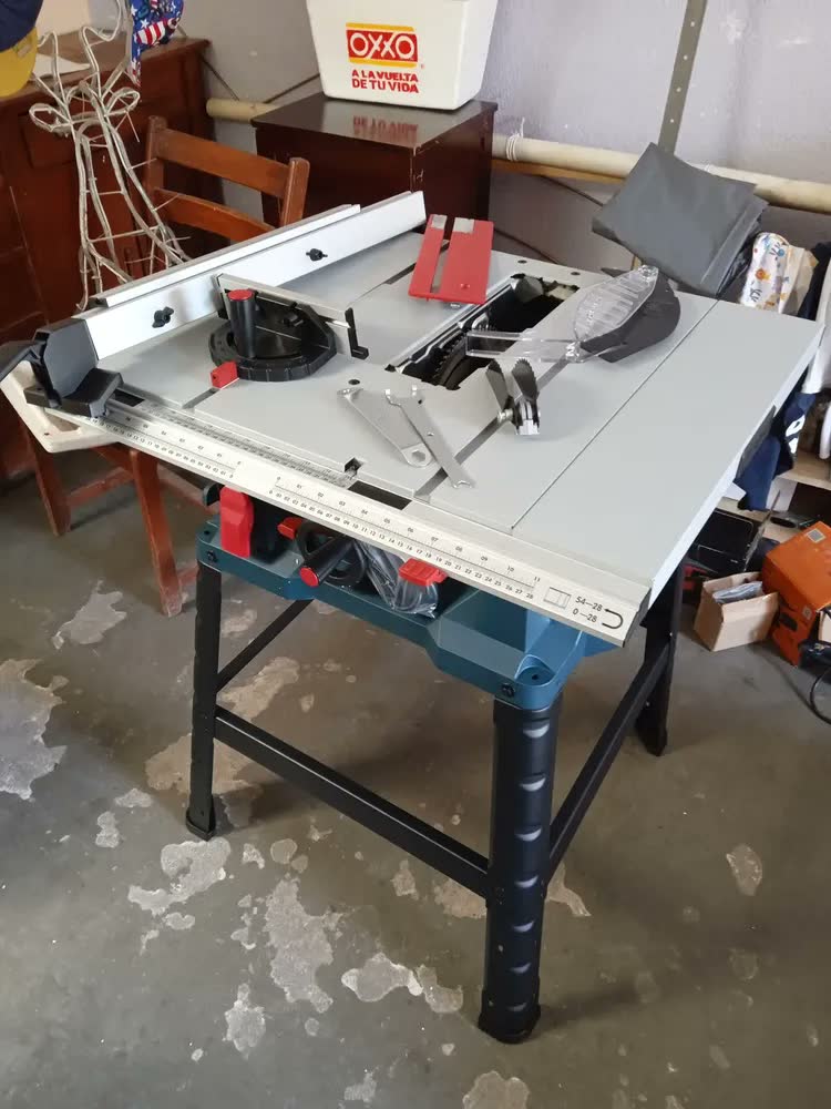 foto de Serra de bancada de 1800 w + disco 80t 10 PLG Pro Bosch Gts 254