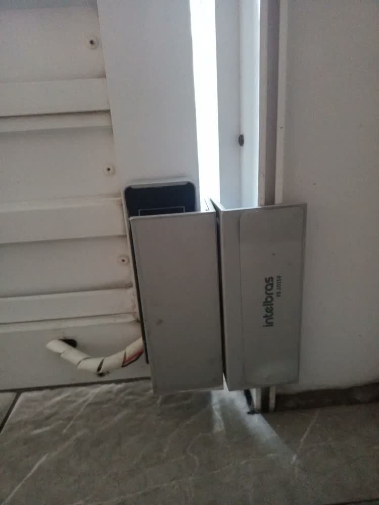 foto de Fechadura Eletroímã Magnética Intelbras Fe 20150