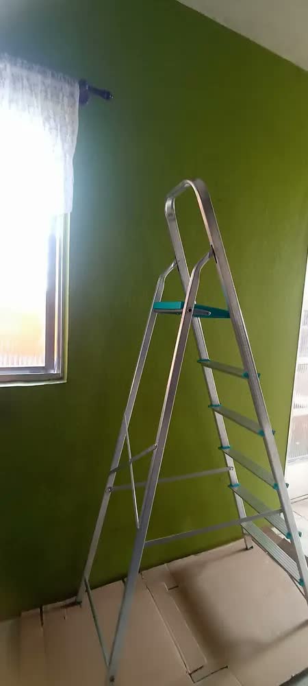 foto de Escada Alumínio 7 Degraus Gibafer Cor Cinza 120kg