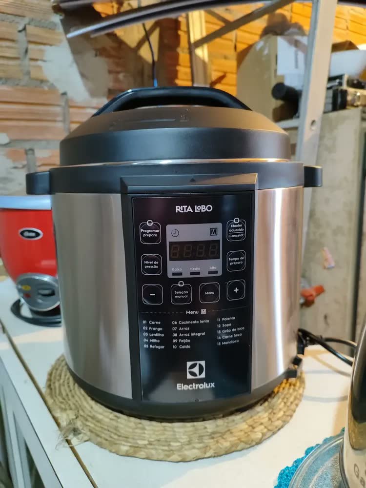 foto de Panela Elétrica De Pressão Multifuncional Electrolux 6 Litro