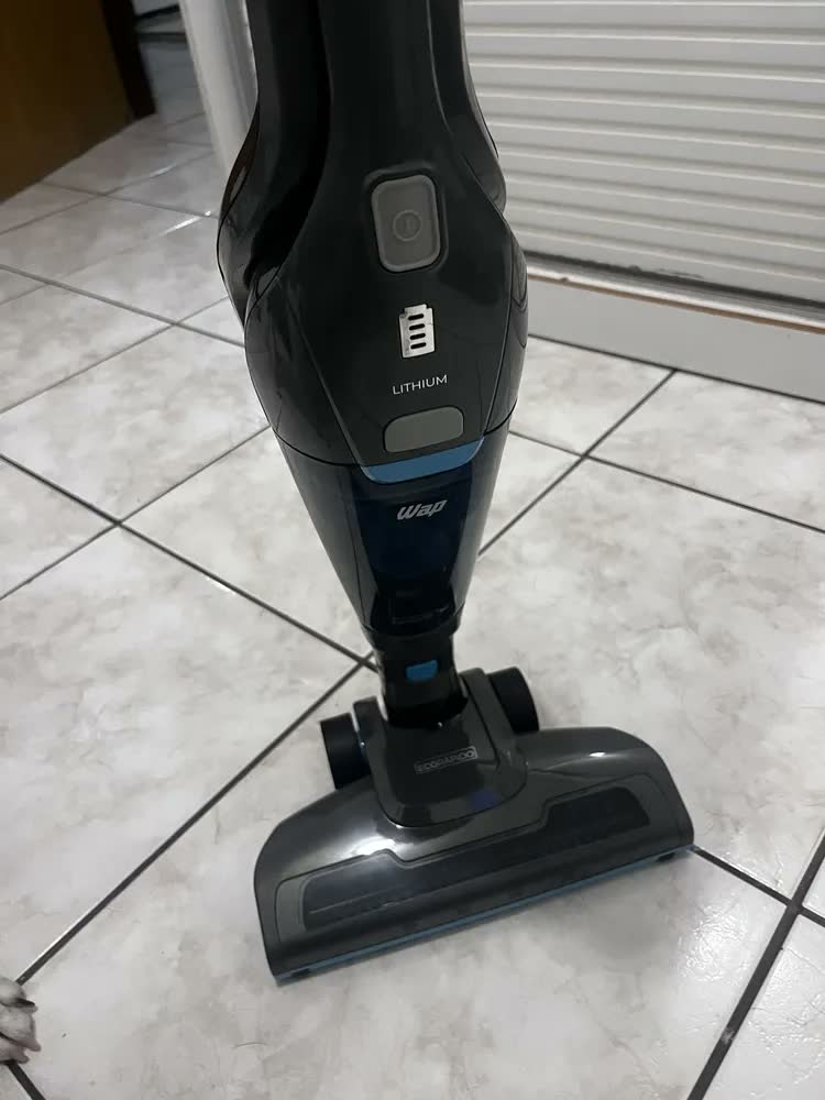 foto de Wap Eco Rápido Aspirador De Pó Vertical 700ml Bivolt