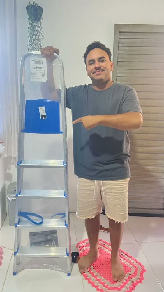 foto de Escada Doméstica De Alumínio 5 Degraus Dobrável Mor Cor Metal