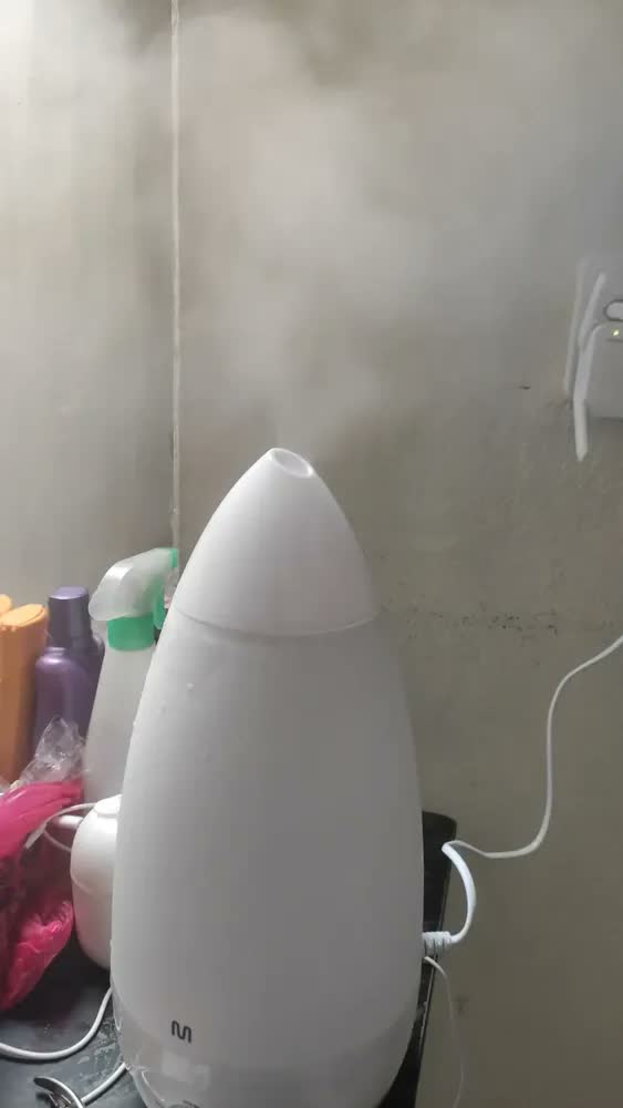 foto de Multilaser HC118 Umidificador Cor Branco 2.6L