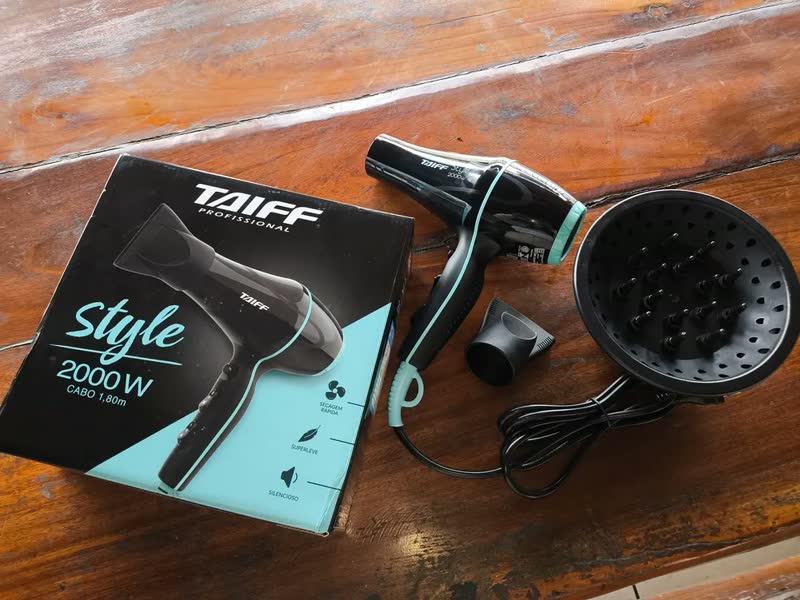 foto de Secador Com Difusor De Cachos Taiff Style Profissional 2000w