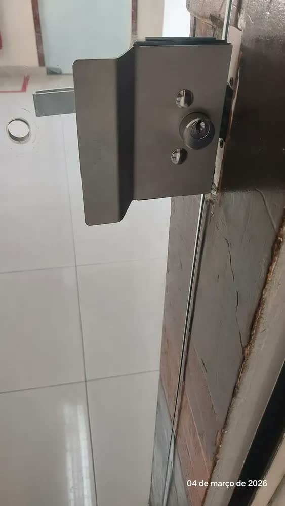 foto de Fechadura P/ Porta De Vidro Hdl Pv90 1r Reversível 12V