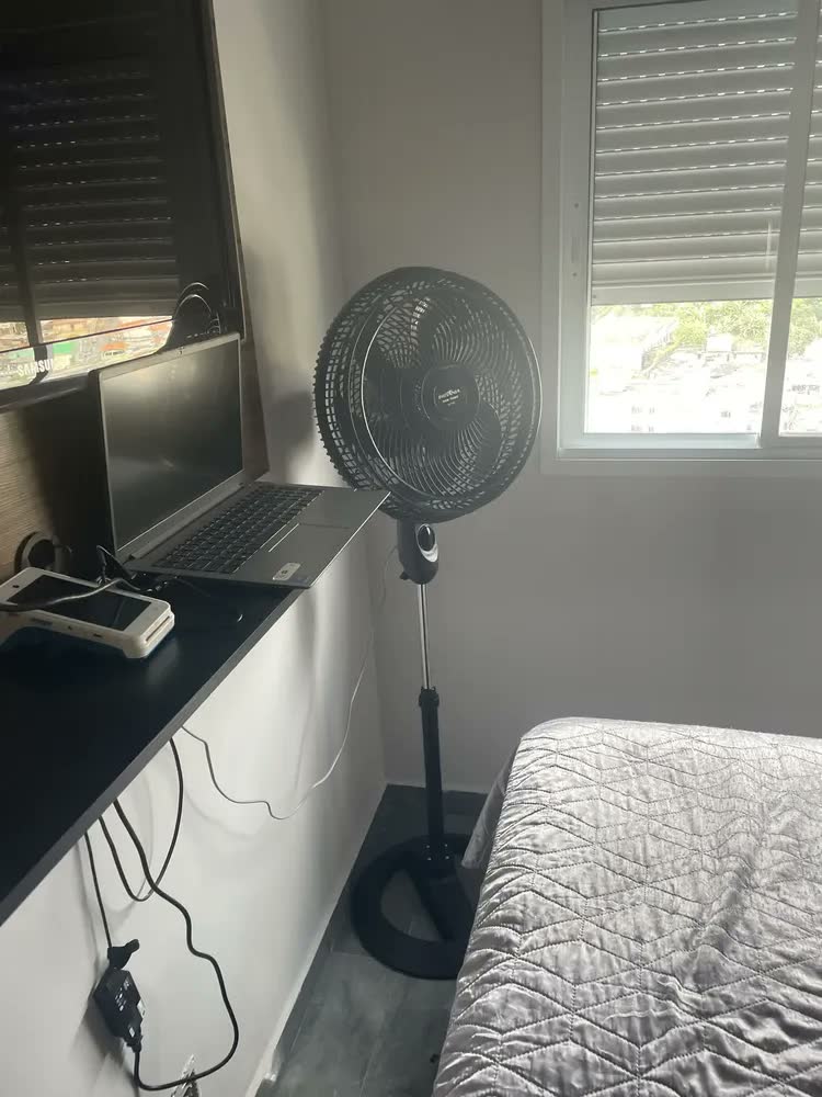 foto de Ventilador De Coluna Britânia Bvt450 Maxx Force 160w