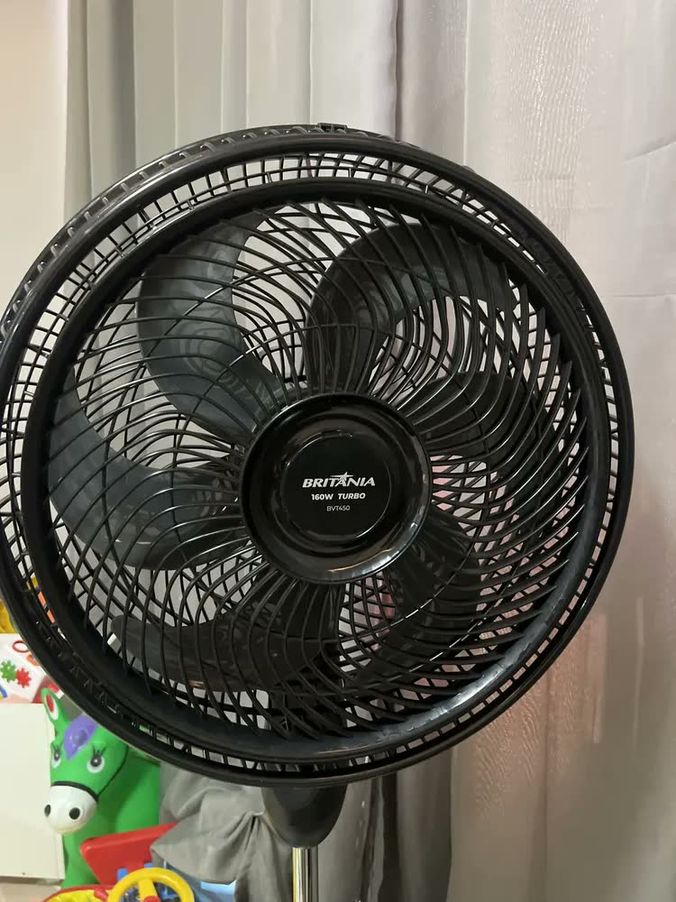 foto de Ventilador De Coluna Britânia Bvt450 Maxx Force 160w