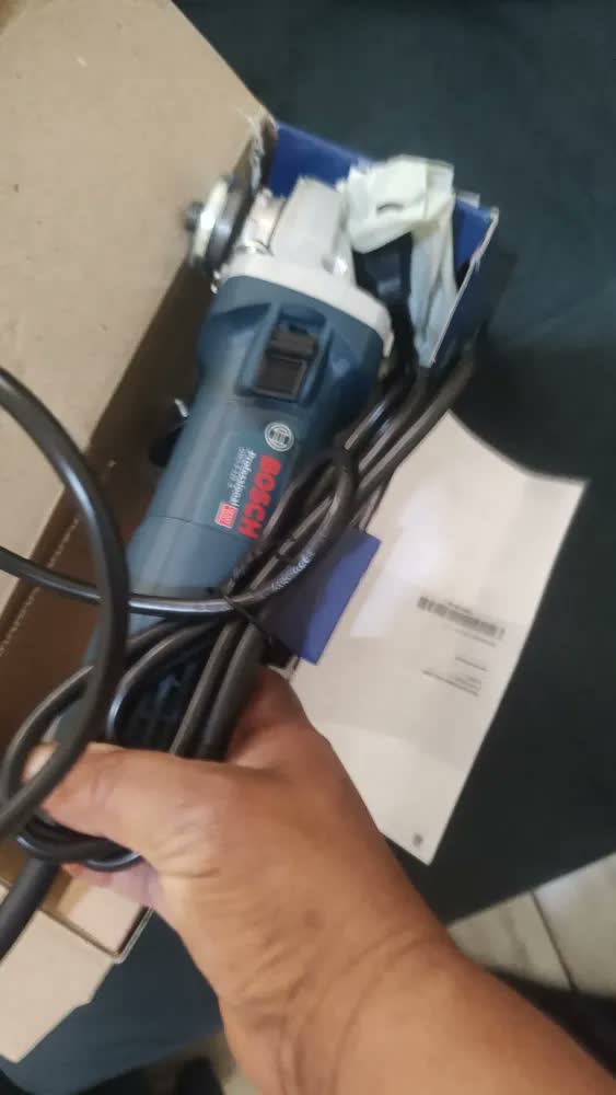 foto de Esmerilhadeira 5 Pol 900w Bosch Gws Controle Velocidade
