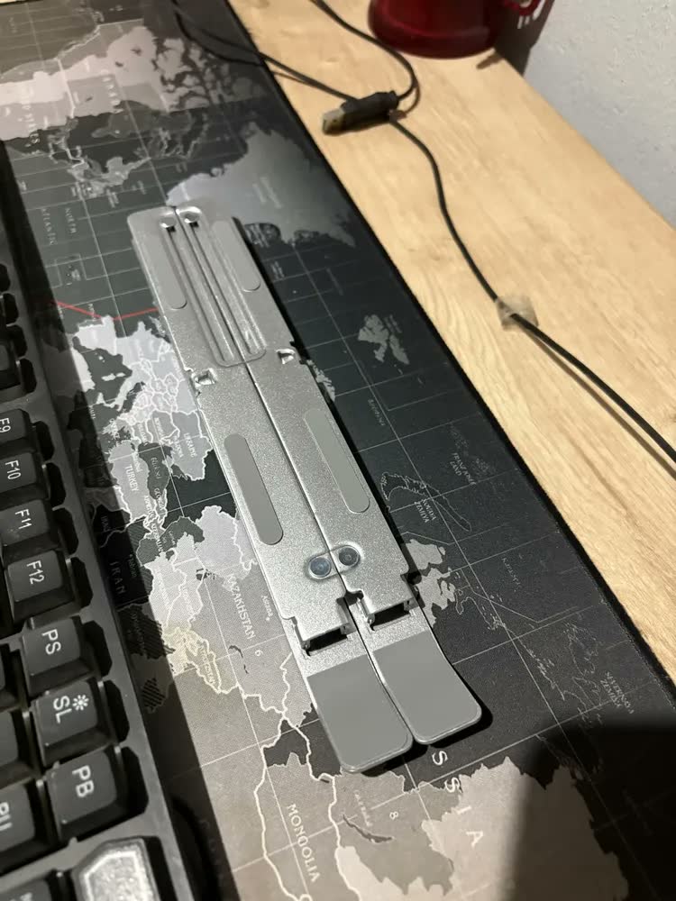 foto de Suporte Dobrável Portátil Notebook 11-17