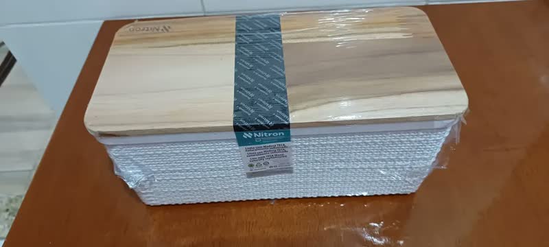 foto de Caixa Organizadora Quarto Cozinha Banheiro Multiuso Grande 7,4L Nitron Tampa Madeira Resistente Decoração Casa