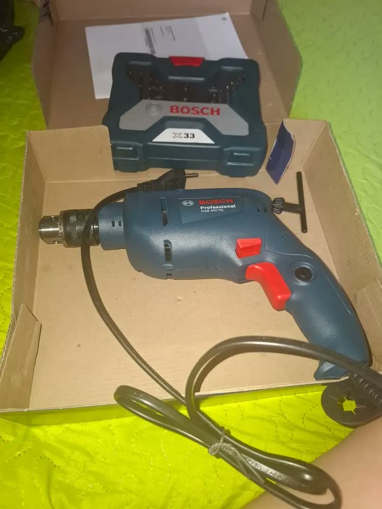 foto de Furadeira De Impacto Bosch Gsb 450 Re 3/8 Pol 450w + Kit de Pontas e Brocas BOSCH X-Line 33 pçs