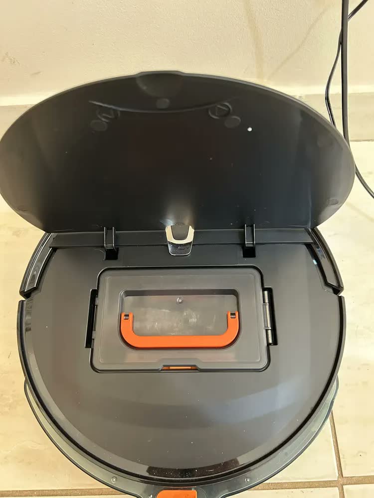 foto de Aspirador de pó robô PAS26P mop antiqueda Philco cor preto