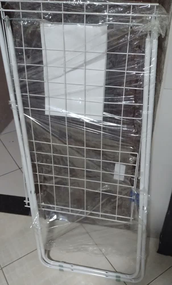 foto de Varal De Chão Com Abas Dobrável Reforçado Retrátil Grande