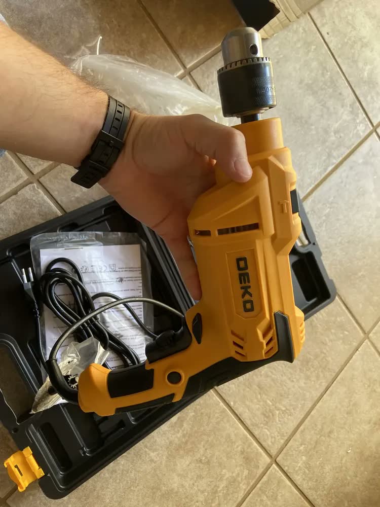 foto de Furadeira Impacto Deko 900W 1/2 Polegadas 45000bpm Com Maleta