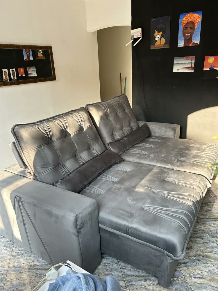 foto de Sofá Retrátil Reclinável Zurique 2,70m Suede Velut Cinza Molas no Assento - King House
