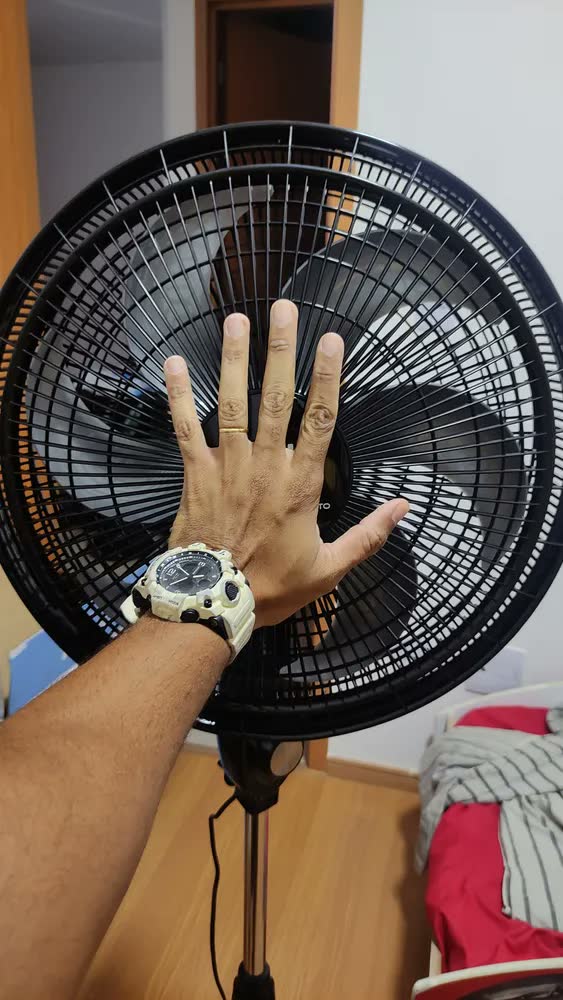 foto de Ventilador de Coluna 40cm Super Power VSP40C 6 Pás 3 Velocidades Mondial