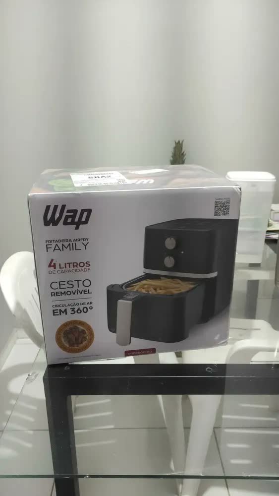 foto de Fritadeira Elétrica Wap Air Fryer Family 4l Antiaderente E Com Desligamento Automático 1500w 127V
