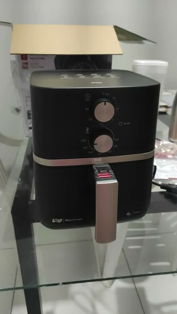 foto de Fritadeira Elétrica Wap Air Fryer Family 4l Antiaderente E Com Desligamento Automático 1500w 127V