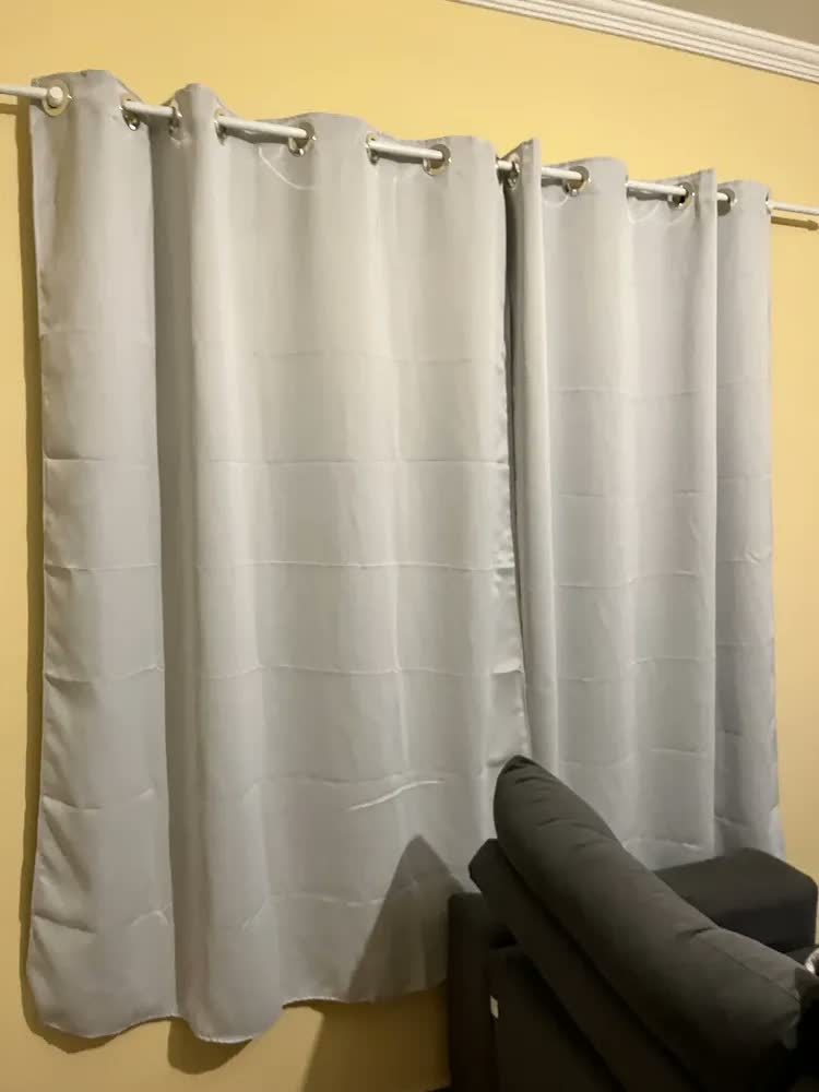foto de Cortina Blackout Em Tecido 2,80 X 1,80 Corta Luz Qualidade