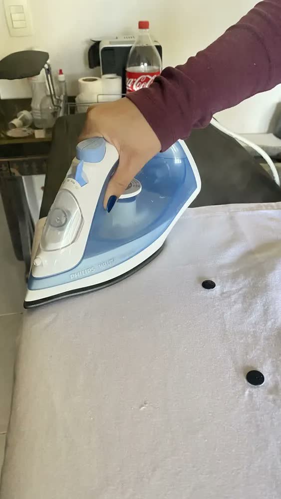 foto de Ferro de Passar a Vapor Philips Walita Dst1050 Série 1000 1700w Azul e Branco