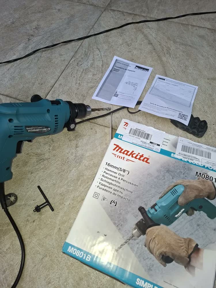 foto de Furadeira De Impacto Prof 1/2. M0801b - Makita