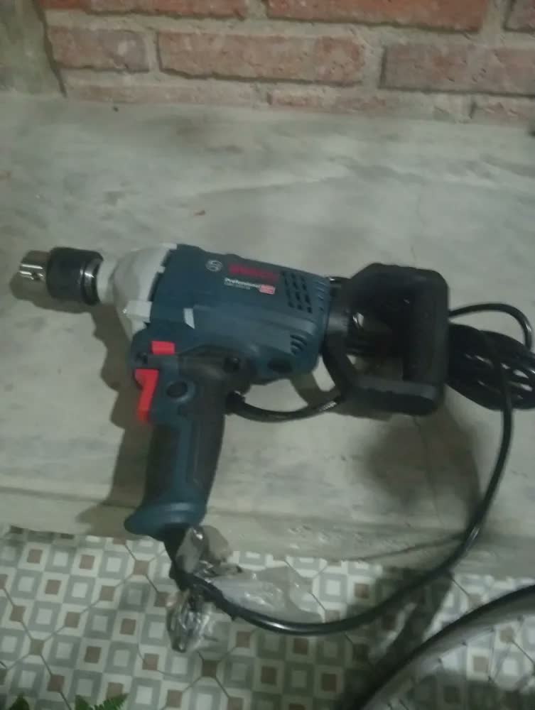 foto de Furadeira de rotação 5/8 Gbm 1600 Re 850w 0-630 rpm cor azul