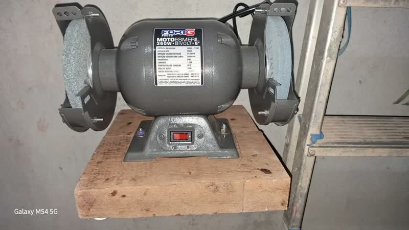foto de Moto Esmeril de Bancada FortG 6 Polegadas 360W Bivolt 2 Rebolos Cobre