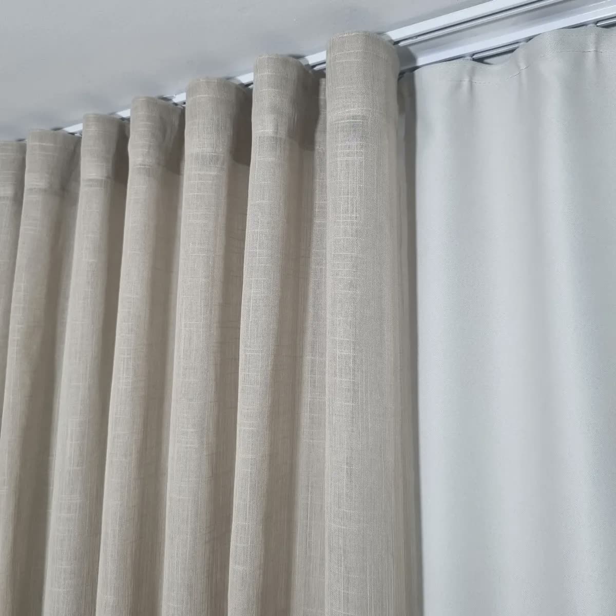 foto de Cortina Linho Blackout 100% 6,00m Sob Medida Trilho Duplo