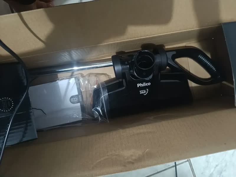 foto de Philco Ciclone PAS1600P 1.5L preto 1450W 110