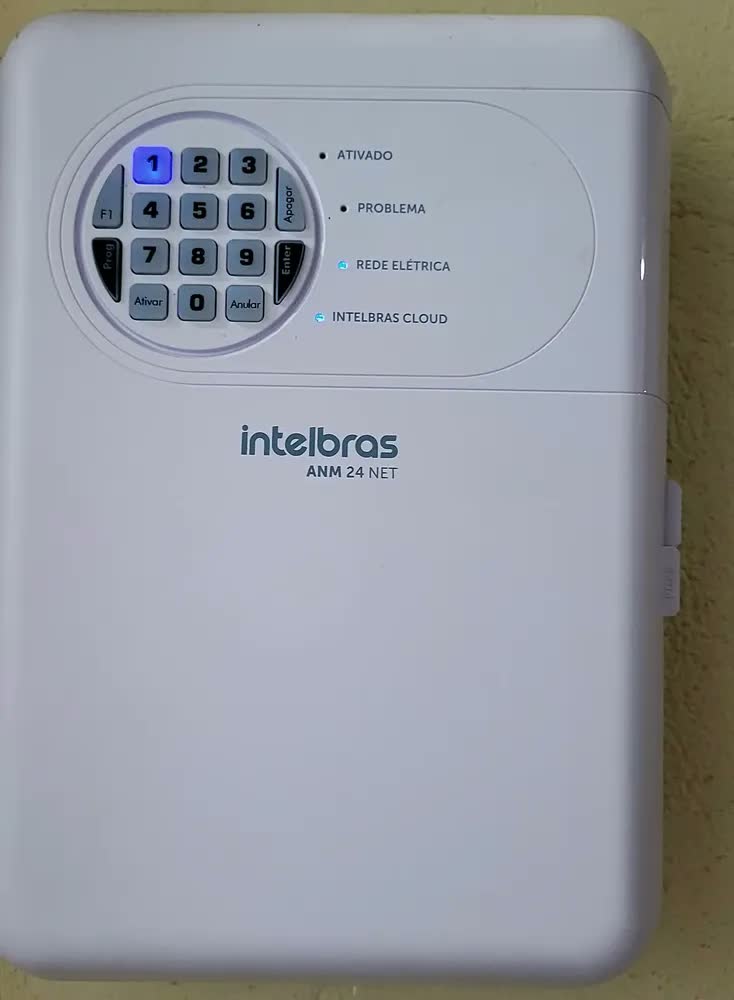foto de Central de Alarme Intelbras ANM 24 NET com App e 24 Zonas