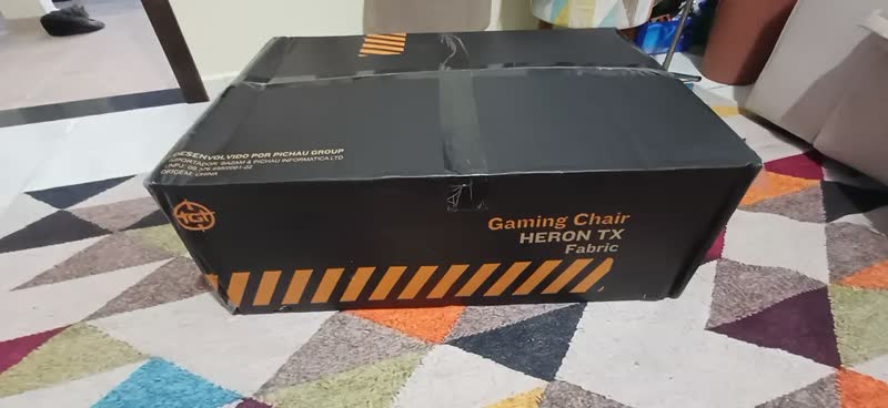 foto de Cadeira Gamer TGT Heron TX Tecido, Preto e Cinza, TGT-HRTX-FB01