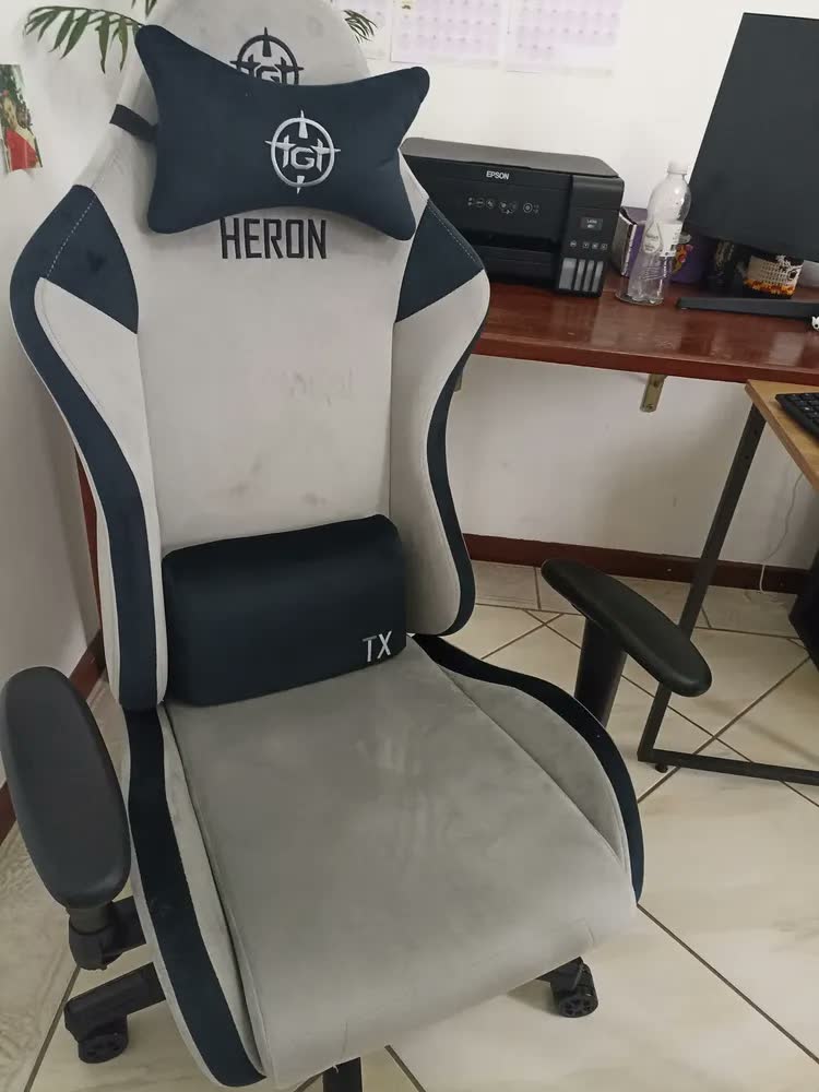 foto de Cadeira Gamer TGT Heron TX Tecido, Preto e Cinza, TGT-HRTX-FB01