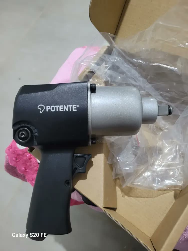 foto de Chave De Impacto Pneumática 1/2 780 Nm Torque Potente Brasil