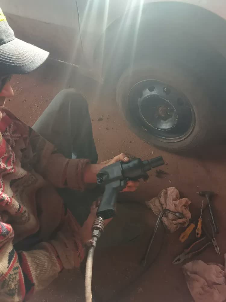 foto de Parafusadeira Pneumática 1/2