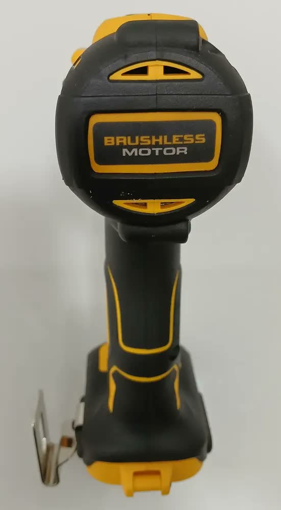 foto de Parafusadeira e Furadeira de Impacto 13mm 20V Brushless DEWALT DCD7781B