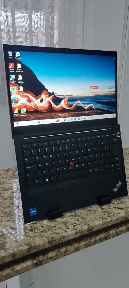 foto de Suporte Notebook Alto Abertura Tela 180º Ergonômico Portátil Cor Preto