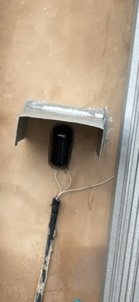 foto de Sensor Barreira Ativa Feixe Duplo 110 M Iva 3110 X Intelbras Preto