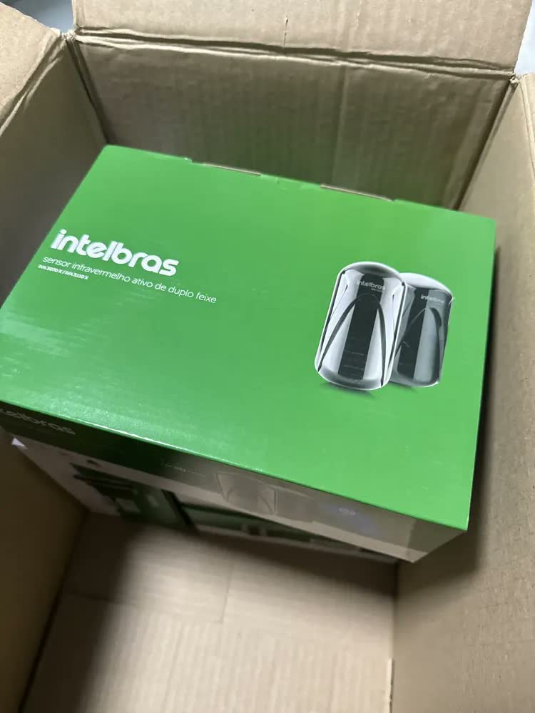 foto de Sensor Barreira Ativa Feixe Duplo 110 M Iva 3110 X Intelbras Preto