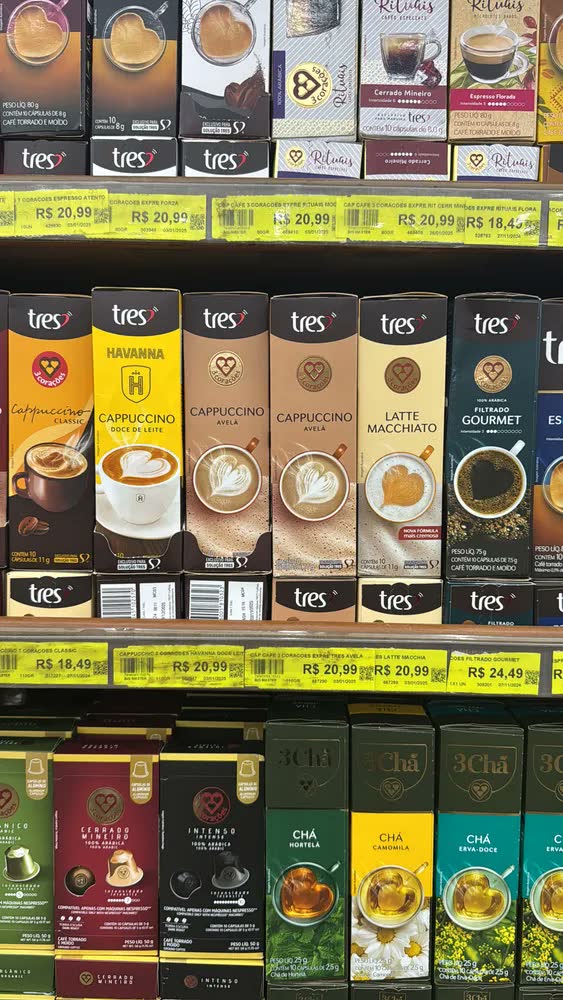 foto de Cafeteira Espresso Luna Vermelha - TRES 3 Corações