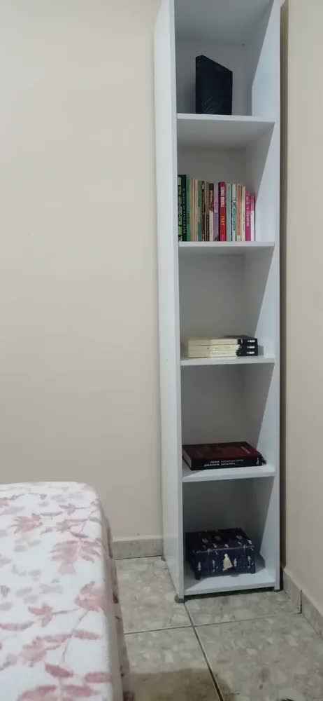 foto de Estante Livreiro Com Prateleiras Janaína Preto - Ajl Móveis